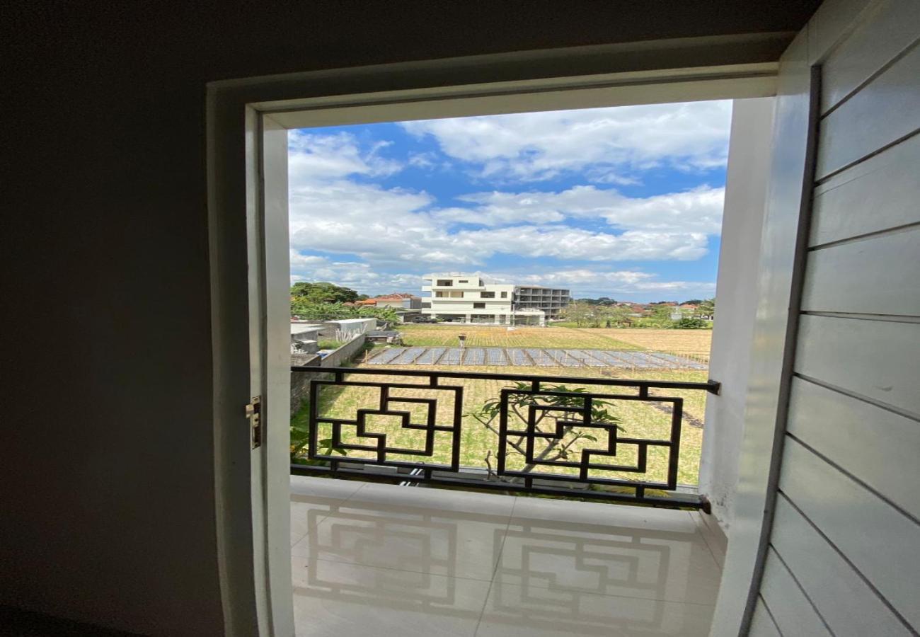 Batukaru Garden 5 Bali Sevilla Residence チャングー エクステリア 写真
